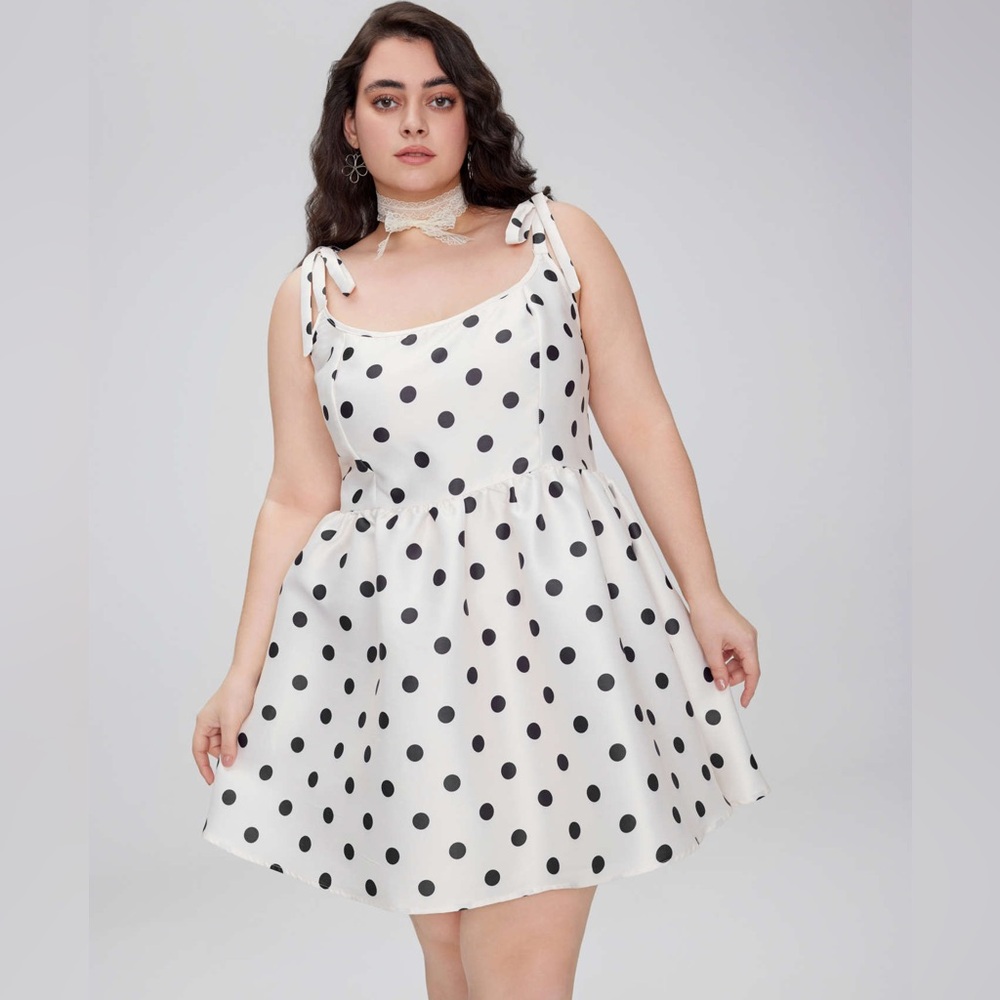 CIDER Mini Polka Dot‎ Dress